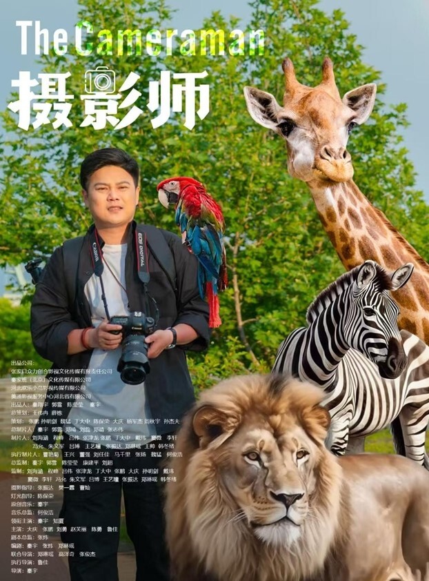 东北某大学澡堂子偷窥多位年轻学妹白花花的裸体 - 舔舔B
